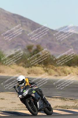 media/Nov-16-2025-Race Pace (Sun) [[8c5fa54630]]/Non Verified Riders (1st 20 Minutes)/2-Turn 10 (1010am)/